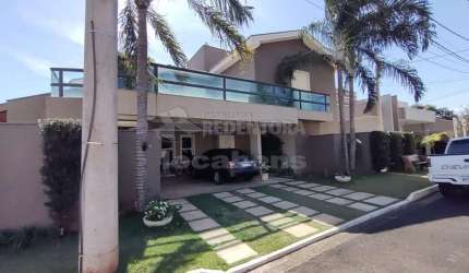 Residencial Amazonas - Excelente Casa Sobrado - Venda