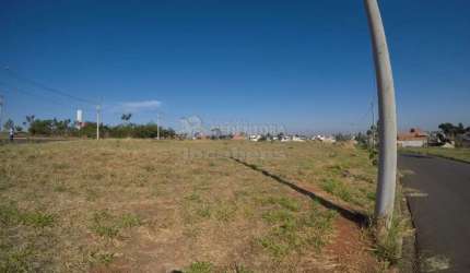 Lote em Bady com 239,45m²