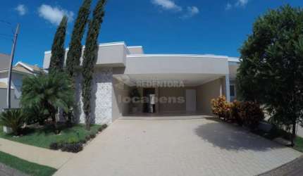 Casa no Condomínio  Village Damha Mirassol II