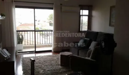 Vila Maceno - Apto excelente, com 3 dormitórios, 1  apto, sacada na sala e no apto, portaria