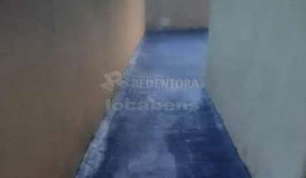 Castelinho, perto do Bosque da Felicidade - Casa com 2 dorms, sala, coz, wc, quintal, garagem, estuda propostas