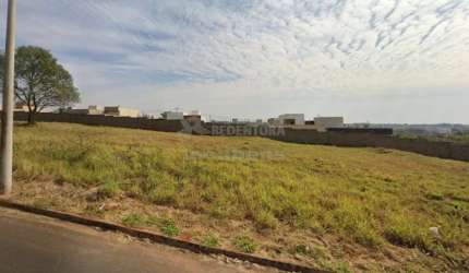 Terreno Padrão em São José do Rio Preto