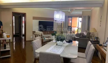 BOA VISTA - Ótimo apartamento de 3 dormitórios, 195m² de área total