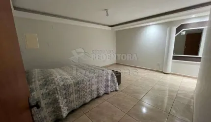 Casa com salão comercial Roseiral