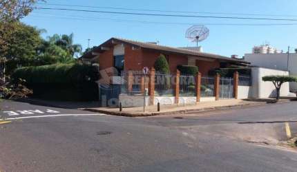 Casa Sobrado 04 dormitórios Centro - Mirassol
