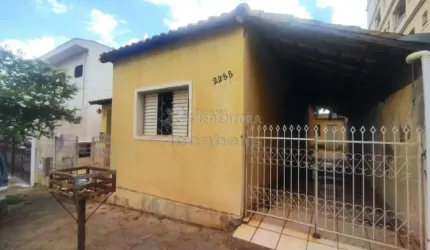 Boa Vista -Casa com Edícula à venda