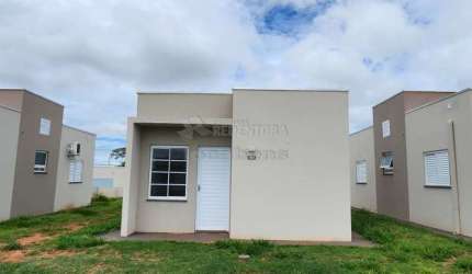 Excelente Casa em Condomínio para Locação de 2 dormitórios