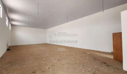 Comercial / Salão  para locação com 300 m² e acessibilidade no Colina Azul
