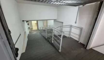 Centro - Salão Comercial com mais 100 m²