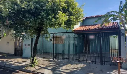 Casa com Edícula 04 Dormitórios - Nato Vetorasso