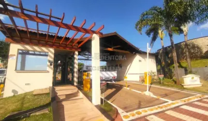 Casa Sobrado Residencial 03 dormitórios - Giardino II