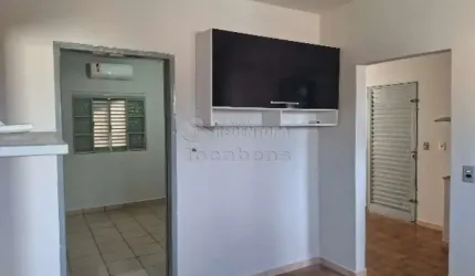 Ótima Casa Residencial/Comercial para Locação/Venda - 2 Dormitórios / Jardim Fuscaldo