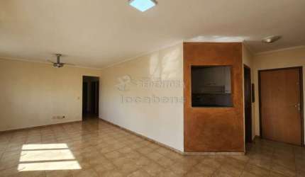 Apartamento de 03 dormitórios e 2 vagas de garagem no Parque Estoril.