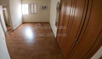 Vila Imperial / Edifício Maria Lúcia - Apartamento com 01 dormitório