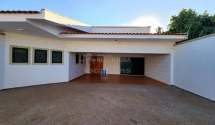 Excelente sobrado com 03 dormitórios no bairro Mançor Daud
