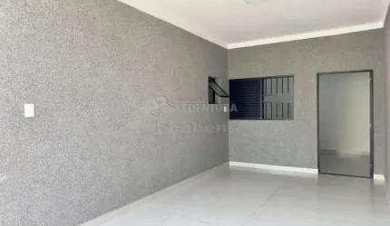 Casa comercial no Boa Vista, 03 dormitórios sendo 01 tipo apartamento, 04 vagas de garagem.
