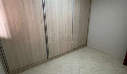 Venda de casa no bairro Residencial Machado com 02 dormitórios.