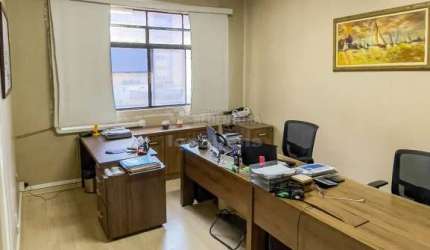 Sala mobiliada Automóvel Clube + garagem automática Hércules