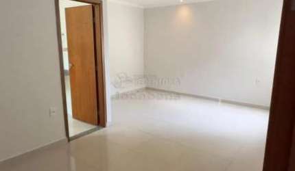 Rio Preto I, Casa com 3 quartos, 02 vagas de garagem.
