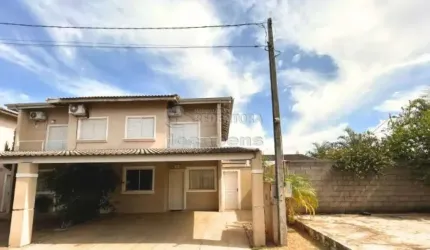 Excelente Casa em Condomínio para Venda - 3 Dormitórios / Jardim Vista Alegre