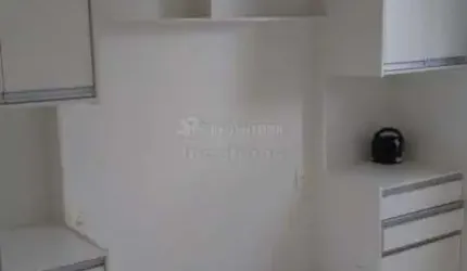 Apartamento no bairro Rios di Itália com 02 dormitórios e 01 vaga de garagem.