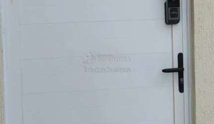 SOBRADO em condomíNIo à VENDA