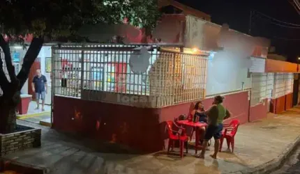 Salão Comercial / Bar Jardim Soraia