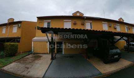 Vila Borguese II Casa tipo sobrado com 2 dormitórios, 01 vaga de garagem.