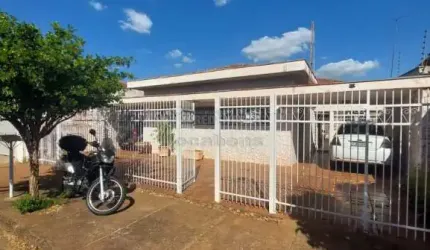 Excelente Casa para Residência ou Comércio no Jardim Seixas