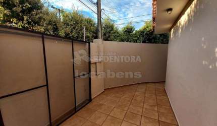 Casa Padrão em São José do Rio Preto