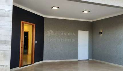 Casa em Mirassol no bairro Regissol.