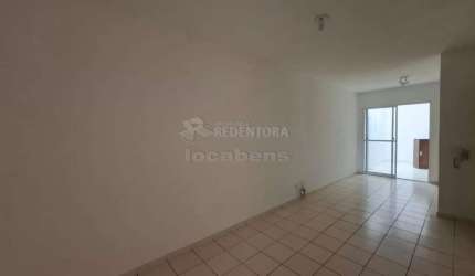 Casa com 2 dormitórios e 2 vagas de garagem no bairro Parque da Liberdade VI.