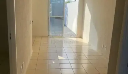 Casa localizada no Parque da Liberdade com 3 dormitórios e 1 vaga de garagem.