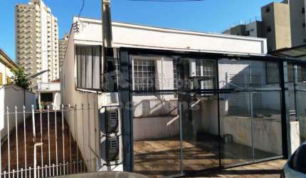 Centro - Casa Comercial com Acessibilidade e Excelente Localização