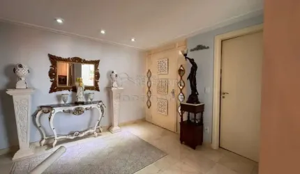 Apartamento 4 dormitórios Centro - Área de lazer integrada.