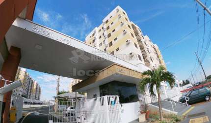Apartamento de frente para avenda com 2 dormitórios e 1 vaga de garagem no Jardim Bosque das vivendas.
