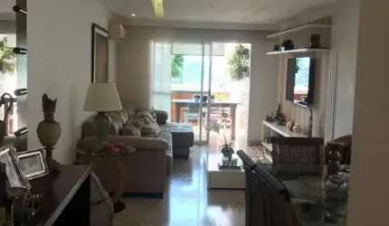 Cobertura em Ponta da Praia  -  Santos