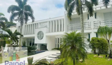 Casa de Condomínio em Hanga Roa - Bertioga, SP