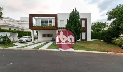 Imóvel no Condomínio Village Castelo em Itu com 660 m², vista para por do sol e Pico de Araçoiaba