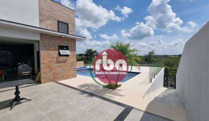 Casa em lote diferenciado no Condomínio Portal dos Bandeirantes