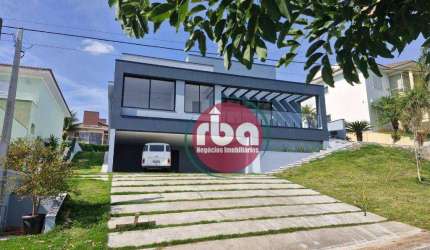 Casa novíssima com vista espetacular