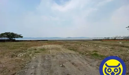 Terreno com vista mar em Barreiros