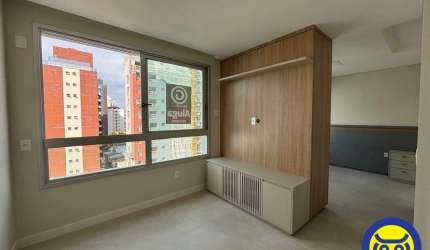 Apartamento com 01 dormitório no Centro