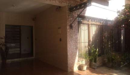 Casa com 4 quartos à venda em Braz Cubas, Mogi das Cruzes , 259 m2 por R$ 450.000