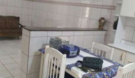 Casa com 2 quartos à venda na Vila Figueira, Suzano , 228 m2 por R$ 680.000