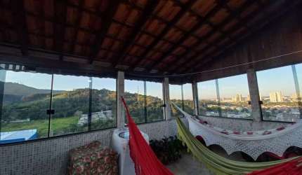 Casa com 6 quartos à venda no Parque Residencial Itapeti, Mogi das Cruzes , 201 m2 por R$ 590.000
