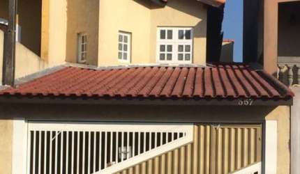 Casa com 3 quartos à venda no Parque Maria Helena, Suzano  por R$ 635.000