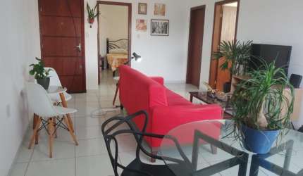 Apartamento amplo de frente praia dos ingleses
