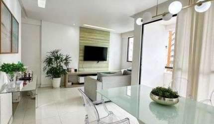 Lindo apartamento 3/4 com suíte à Venda no Imbui - 73 m² - Nascente - 2 vagas - Varanda - Armários