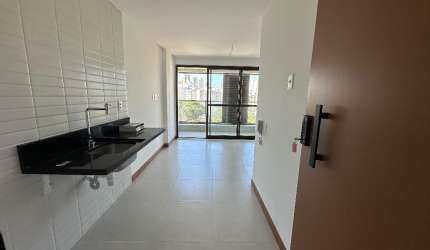 Excelente Apartamento tipo Studio na Barra, 21,60 m², vista livre, porcelanato, novo, nascente total